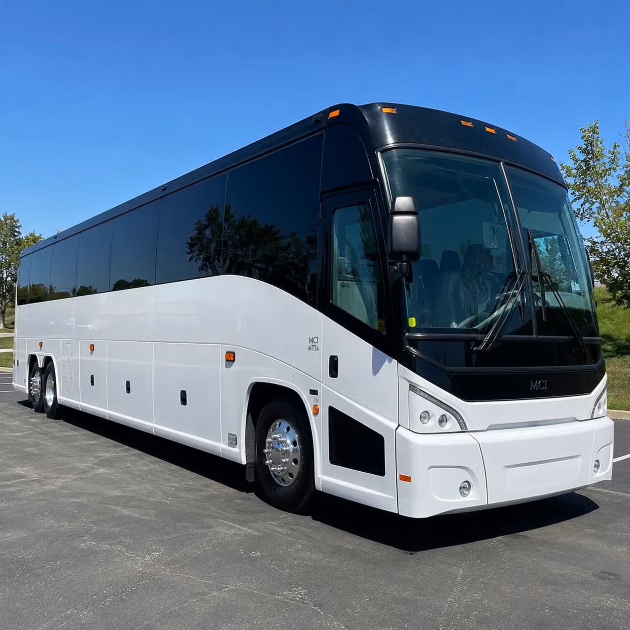 sports team fan charter bus rentals in torrance